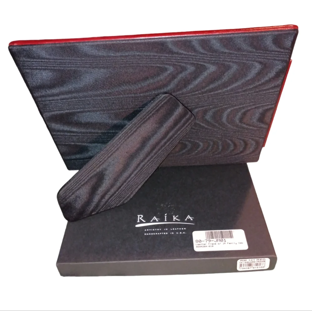 Raika 5 X 7 WIDE BORDER LEATHER FRAME Red with an embroidered tree of li…